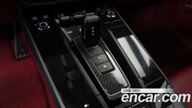 911 (992) Carrera 4S