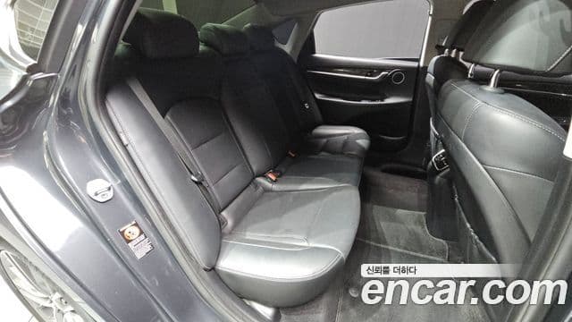 Grandeur 3.0 LPi Modern (Rent-a-car)