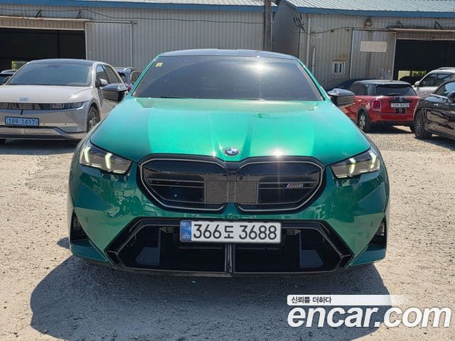 M5 M5 Sedan
