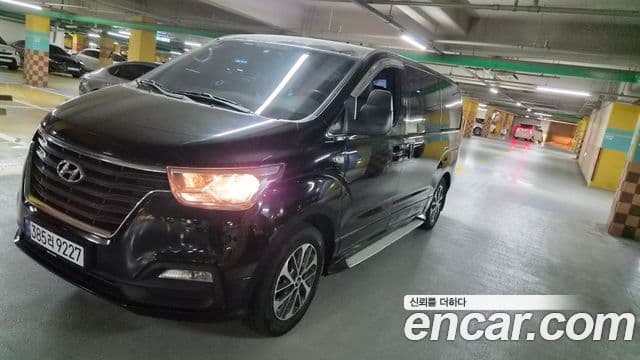 Grand Starex 12 locuri LPi