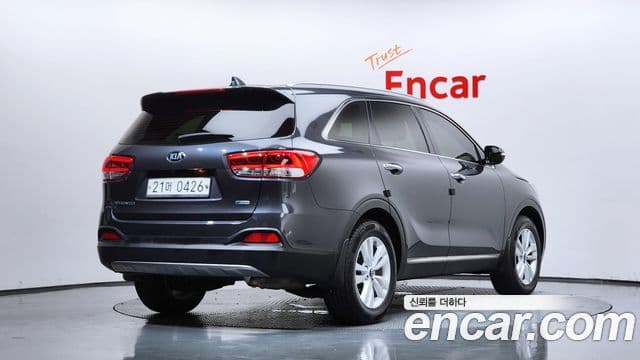 Sorento Motorină 2.0 2WD