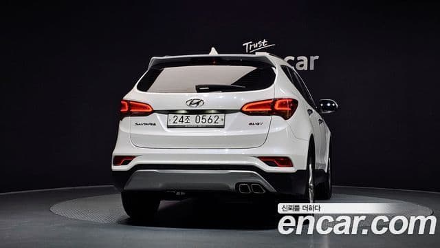 Santa Fe Motorină 2.0 2WD