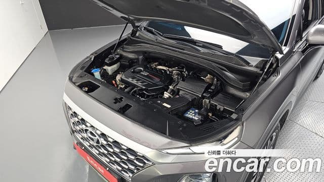 Santa Fe Benzină 2.0T 2WD