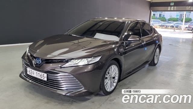 2.5 XLE Hybrid