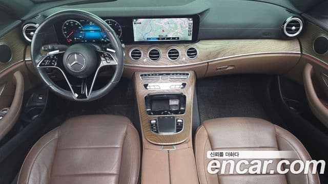Clasa E E220d 4MATIC Exclusive