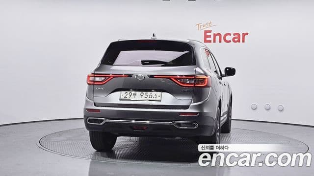 QM6 Motorină 4WD RE Signature