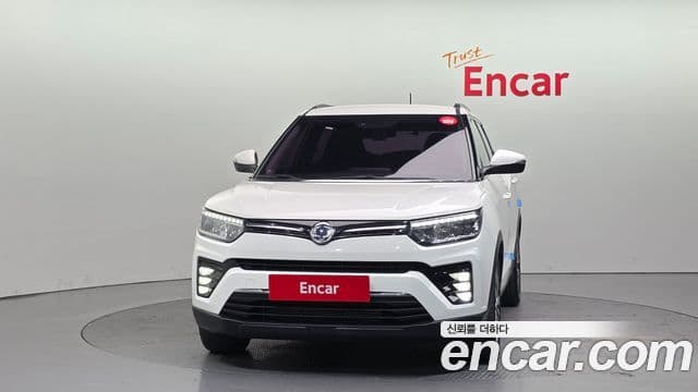 Very New Tivoli Benzină 1.5 2WD