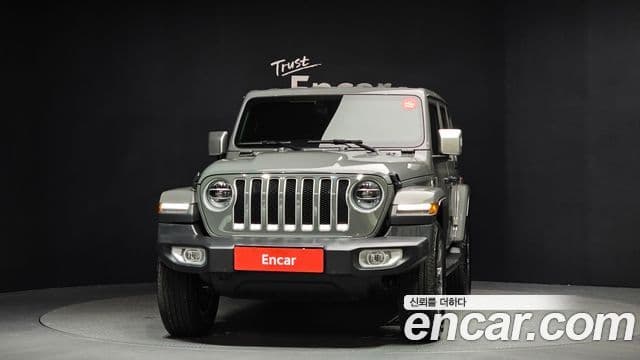 (JL) 2.0 Overland 4-door