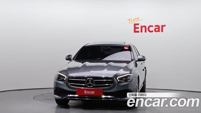 Clasa E E250 Avantgarde