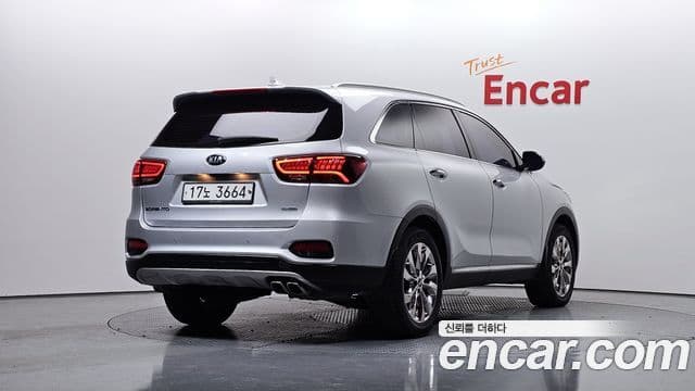 Sorento Motorină 2.0 2WD