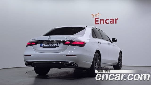 Clasa E E220d 4MATIC Exclusive