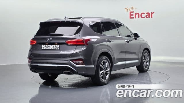 Santa Fe Motorină 2.0 2WD