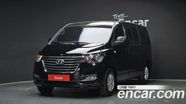 Grand Starex Van 5 locuri