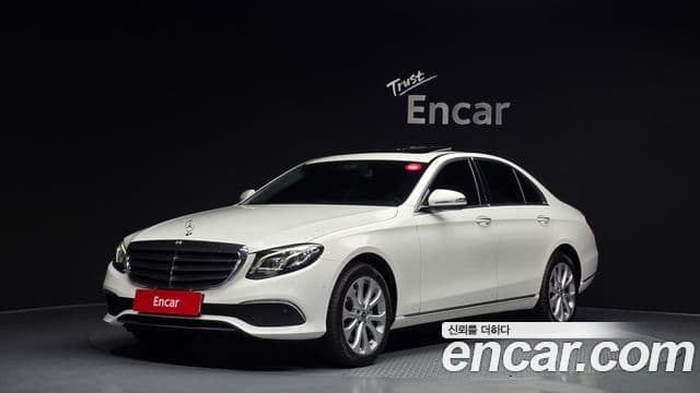 Clasa E E220d 4MATIC Exclusive