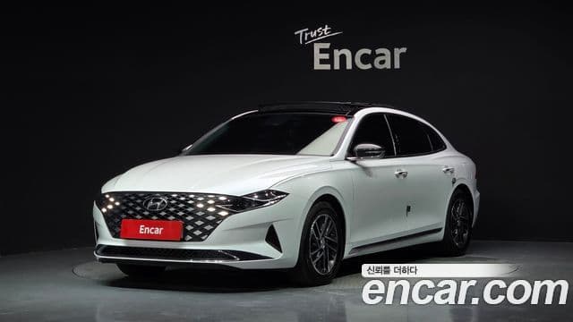 Grandeur 3.0 LPi (Rent-a-car)