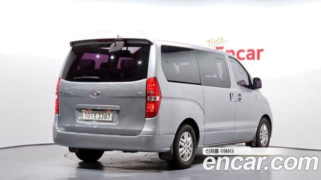 Grand Starex 12 locuri Wagon