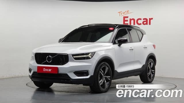 XC40 T4 R-Design