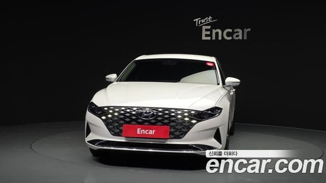Grandeur 3.0 LPi (Rent-a-car)