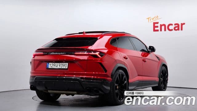 4.0 V8