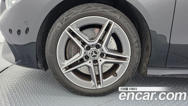 CLA- CLA250 4MATIC