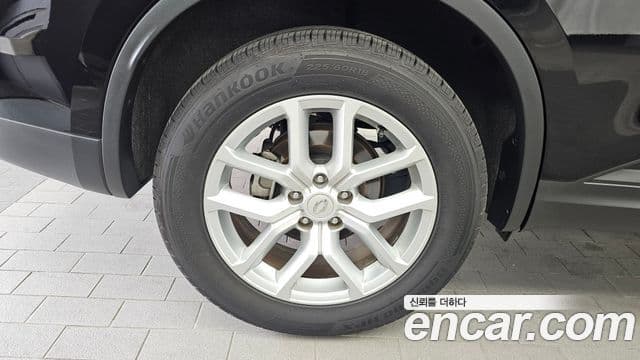 QM6 Benzină 2WD LE