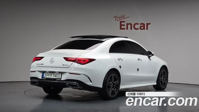 CLA- CLA250 4MATIC