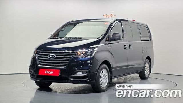 Grand Starex Camper
