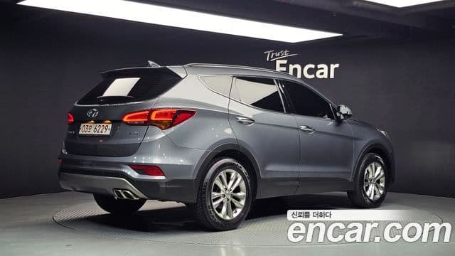 Santa Fe Motorină 2.0 2WD