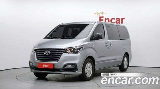 Grand Starex Van 5 locuri