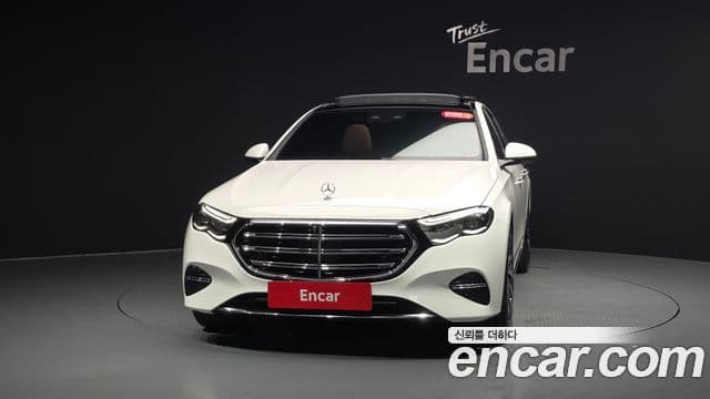 Clasa E E300 4MATIC Exclusive