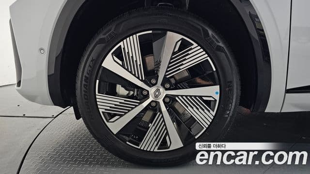 1.5 E-TECH Iconic 2WD