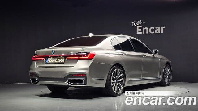 Seria 7 745e i M Sport