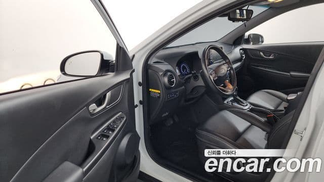 Kona 1.6 Turbo 2WD