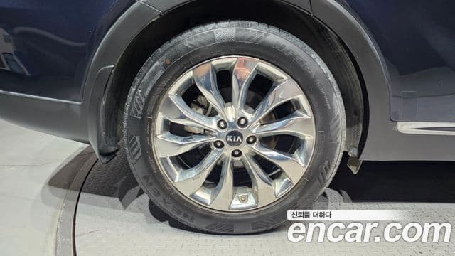 Sorento Motorină 2.0 2WD