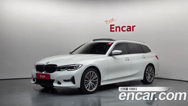 Seria 3 320i Touring Luxury