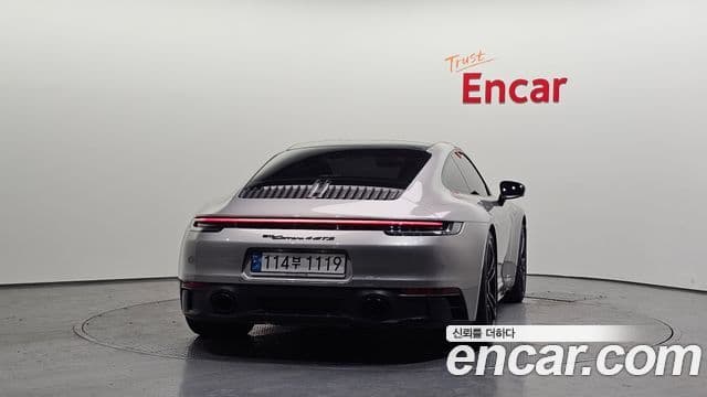 911 (992) Carrera 4 GTS