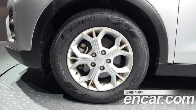 Very New Tivoli Benzină 1.5 2WD
