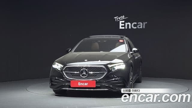 Clasa E E200 AMG Line