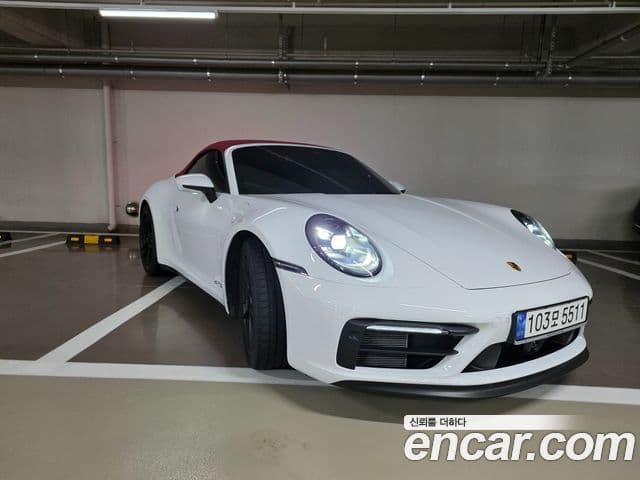 911 (992) Carrera 4 GTS Cabriolet