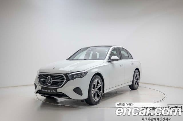 Clasa E E200 Avantgarde