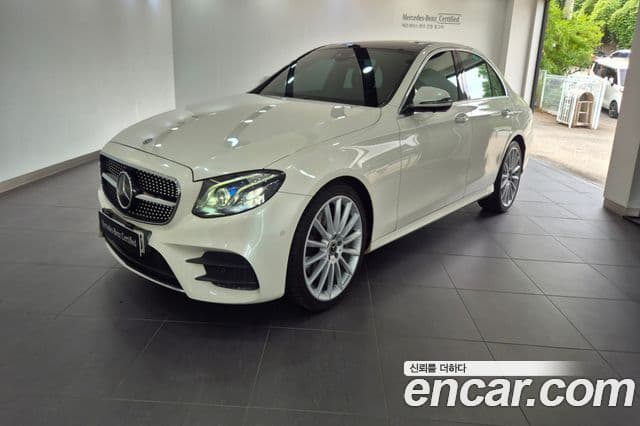 Clasa E E300 4MATIC Avantgarde