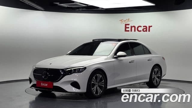 Clasa E E200 Avantgarde