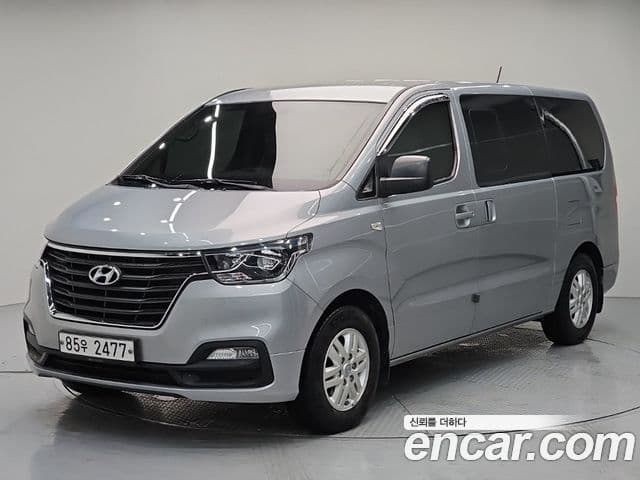 Grand Starex Van 5 locuri
