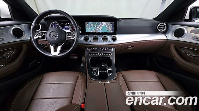 Clasa E E250 Avantgarde