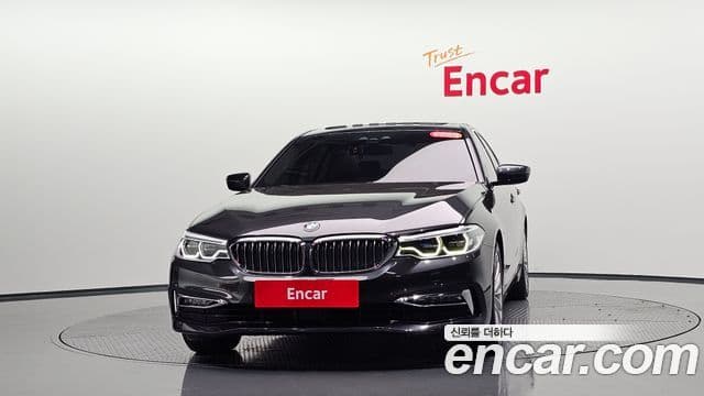 Seria 5 520d xDrive Luxury Plus
