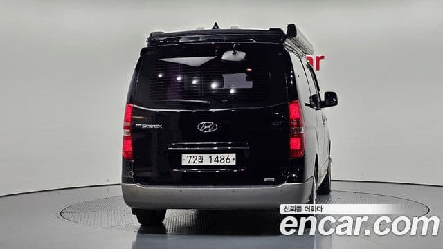Grand Starex 4WD Camper