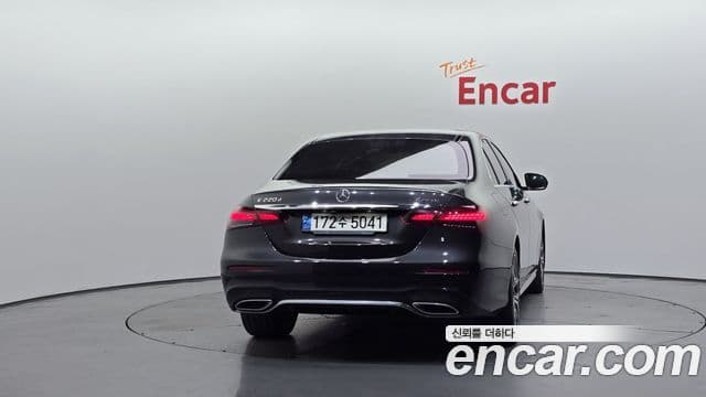 Clasa E E220d 4MATIC AMG Line