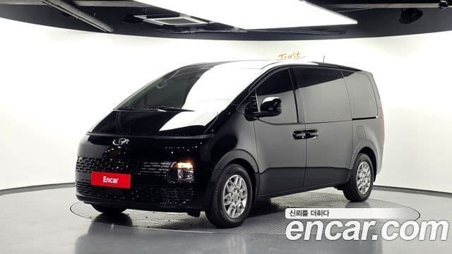 Staria L3.5 Cargo 5 locuri