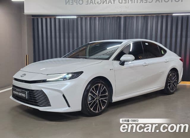 2.5 XLE Hybrid