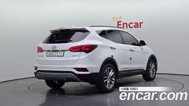 Santa Fe Motorină 2.0 2WD